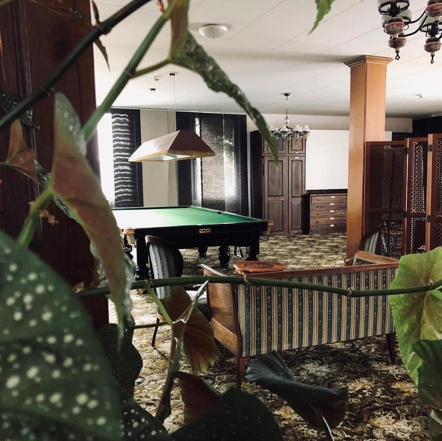 Hotel Regina Terme Leukerbad Kültér fotó