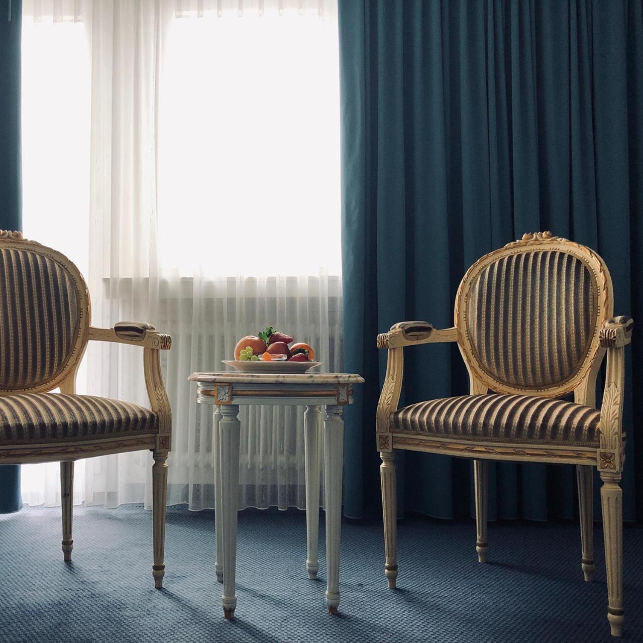 Hotel Regina Terme Leukerbad Kültér fotó